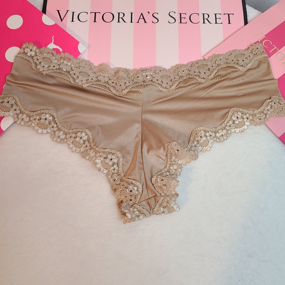 Y2K Victoria's Secret Silky Satin Lace Classic Cheeky Panty Size M Beige - Picture 3 of 7